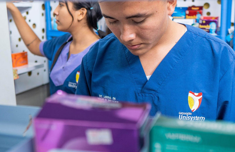 Técnico Laboral en Auxiliar en Servicios Farmacéuticos - Corporación Unisystem de Colombia