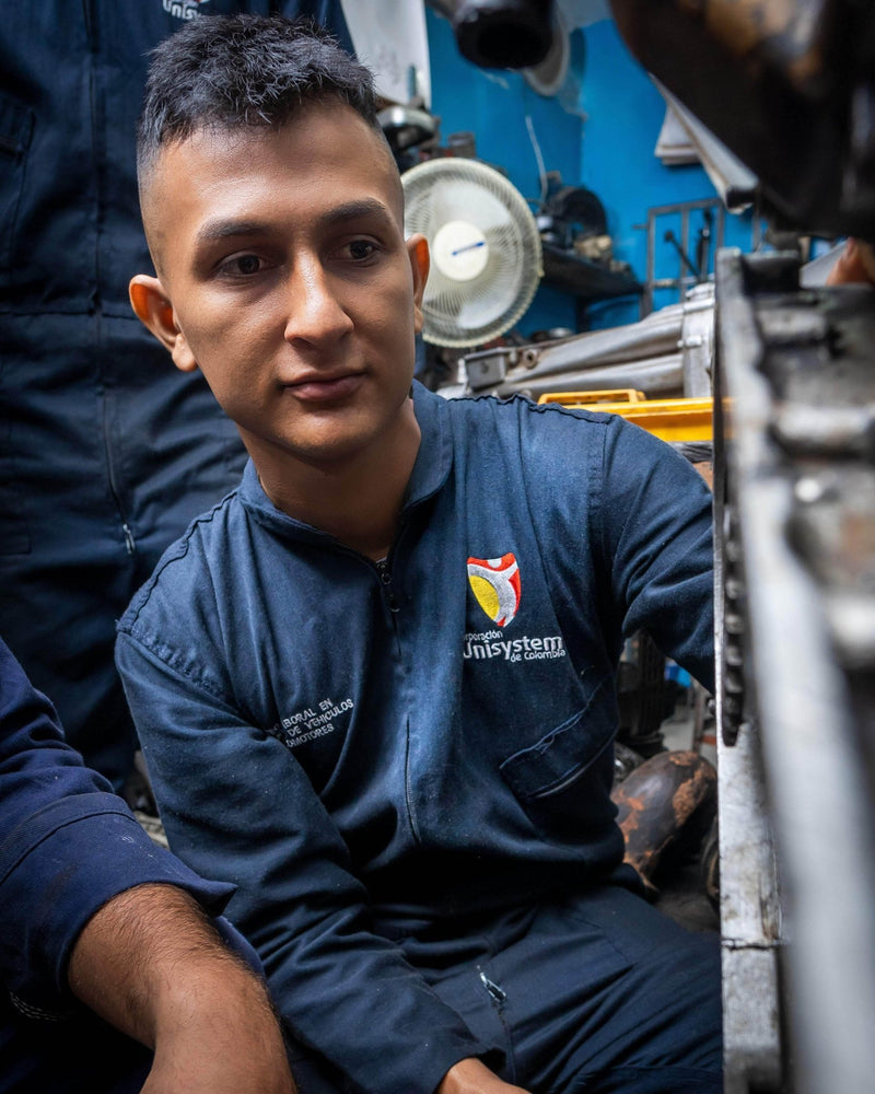 Técnico Laboral en Mecánico de Vehículos Automotores - Corporación Unisystem de Colombia